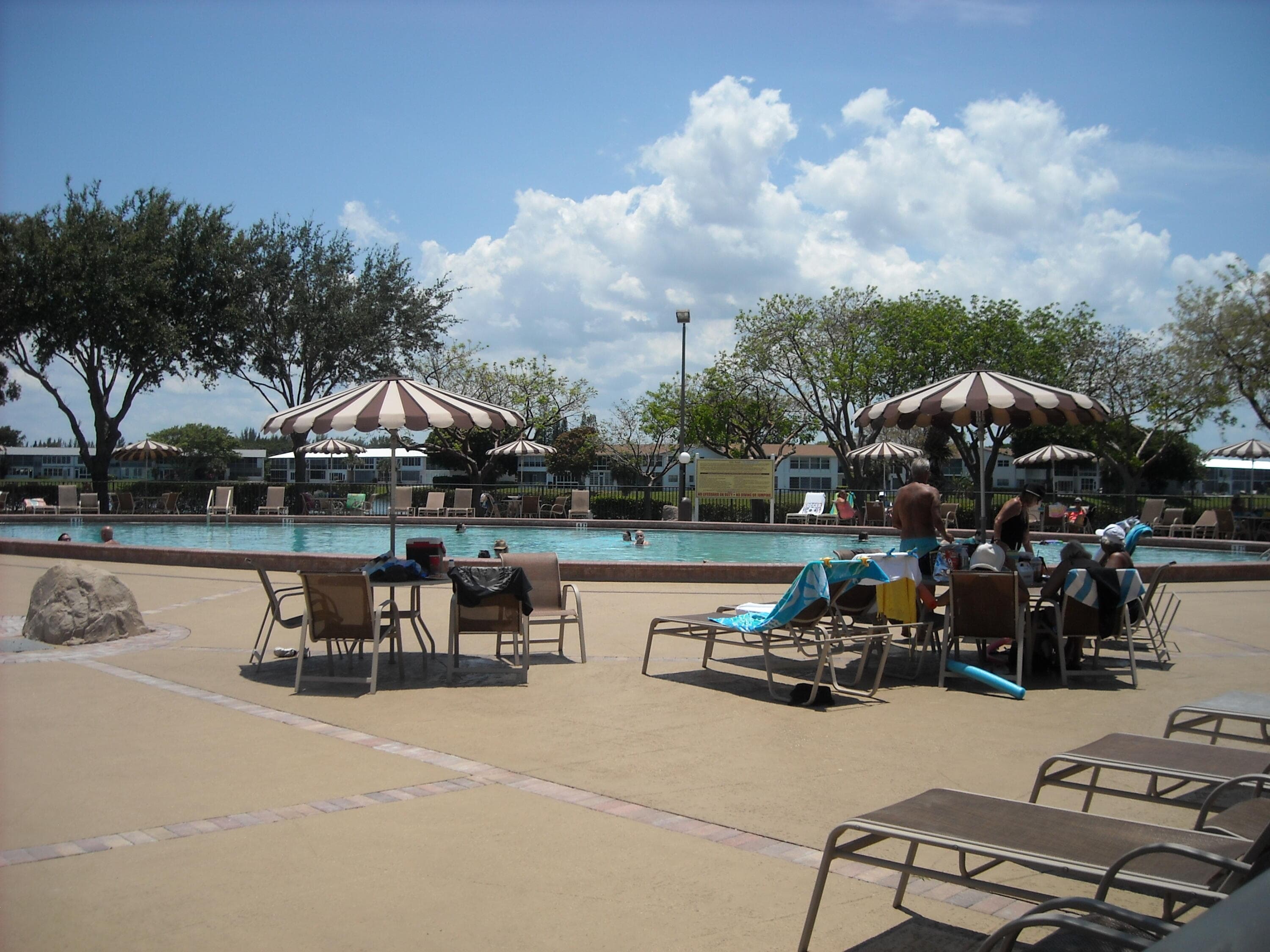 358 Chatham R, West Palm Beach, FL 33417 — photo 26 of 31