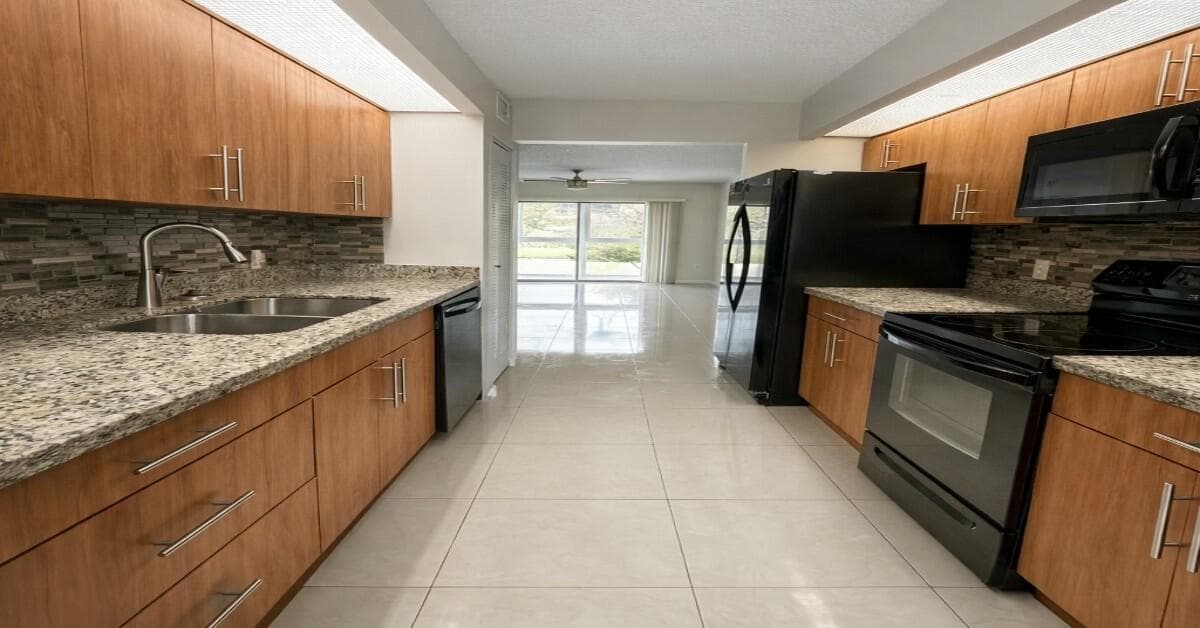 12551 SW 16th Court 206c, Pembroke Pines, FL 33027 — photo 18 of 18