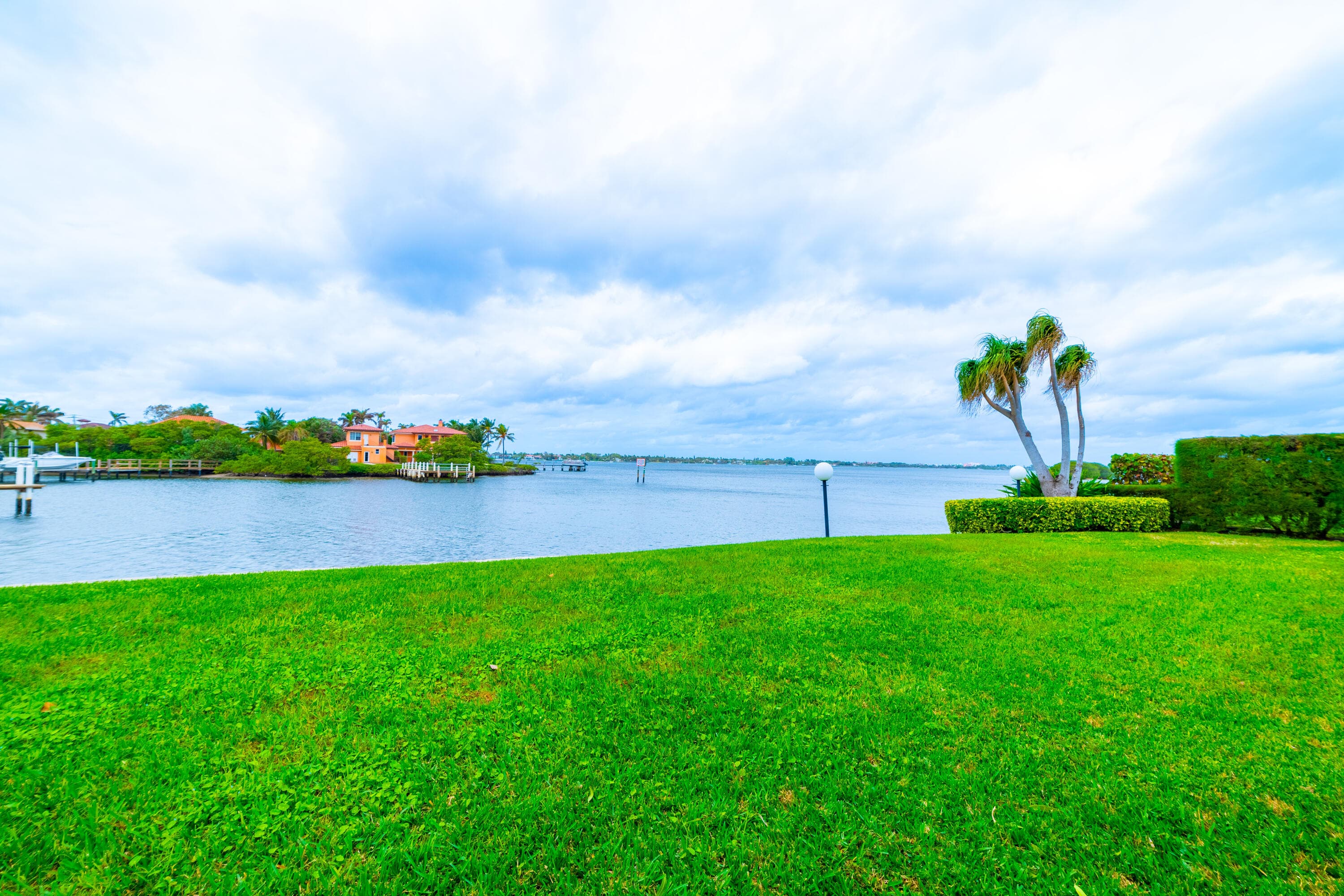 3474 S Ocean Boulevard 2, Palm Beach, FL 33480 — photo 2 of 37