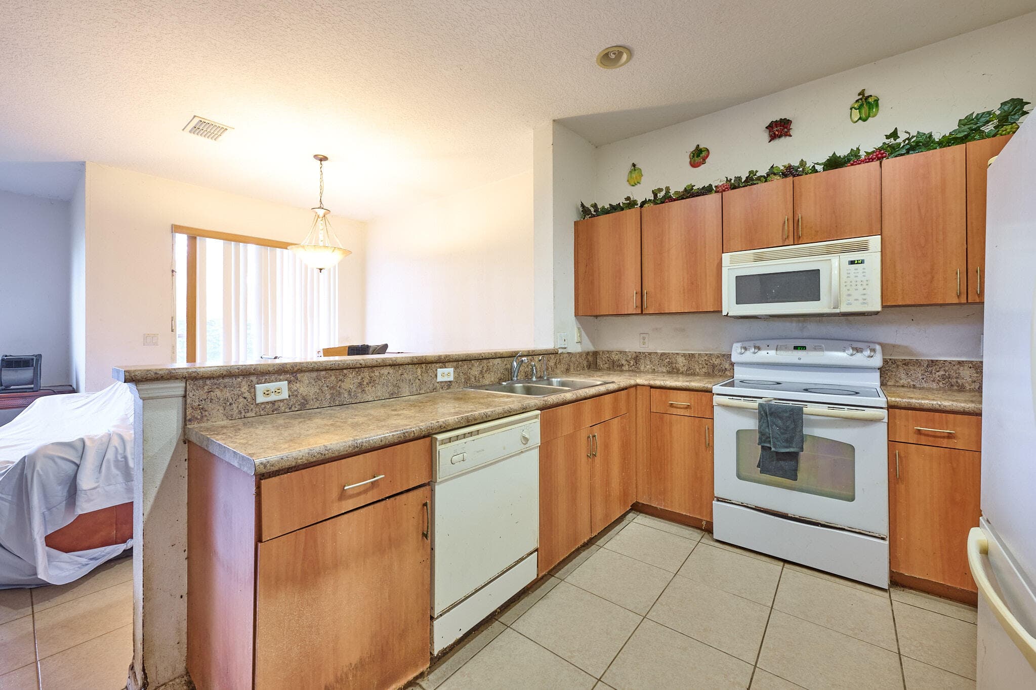 1006 Seminole Palms Drive, Greenacres, FL 33463 — photo 17 of 59