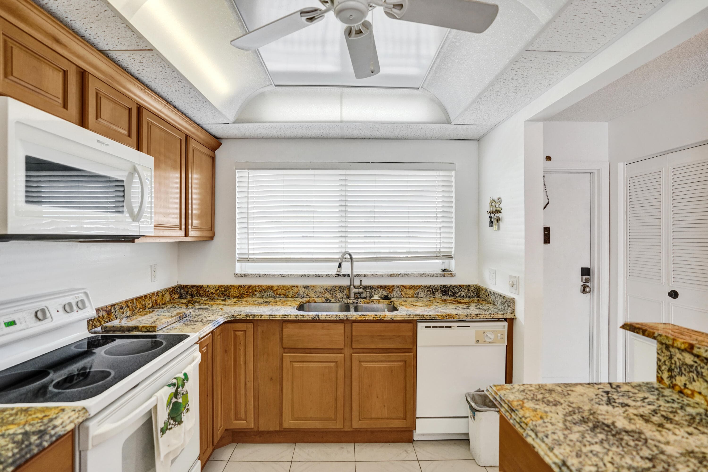 2012 S Federal Highway 404, Boynton Beach, FL 33435 — photo 5 of 25