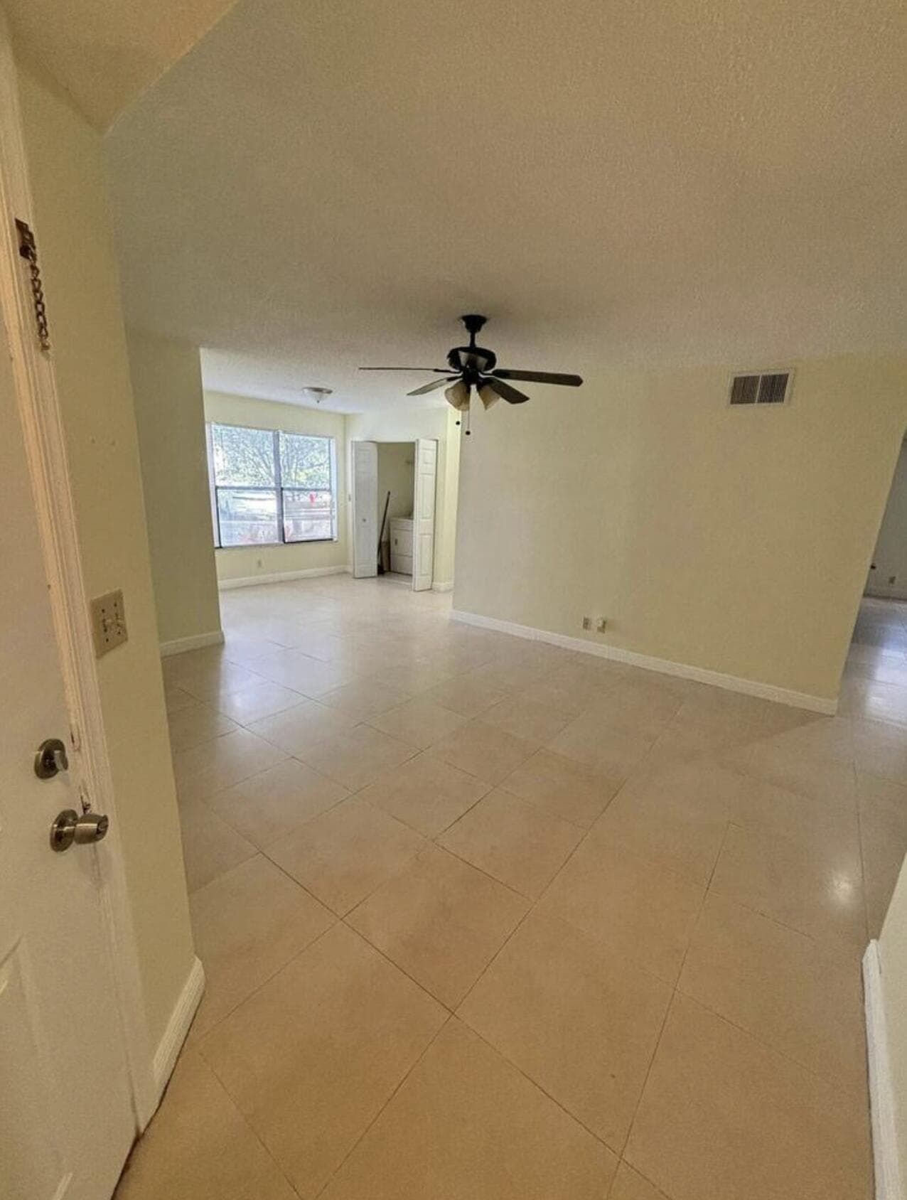2796 S University Drive 2101, Davie, FL 33328 — photo 3 of 28