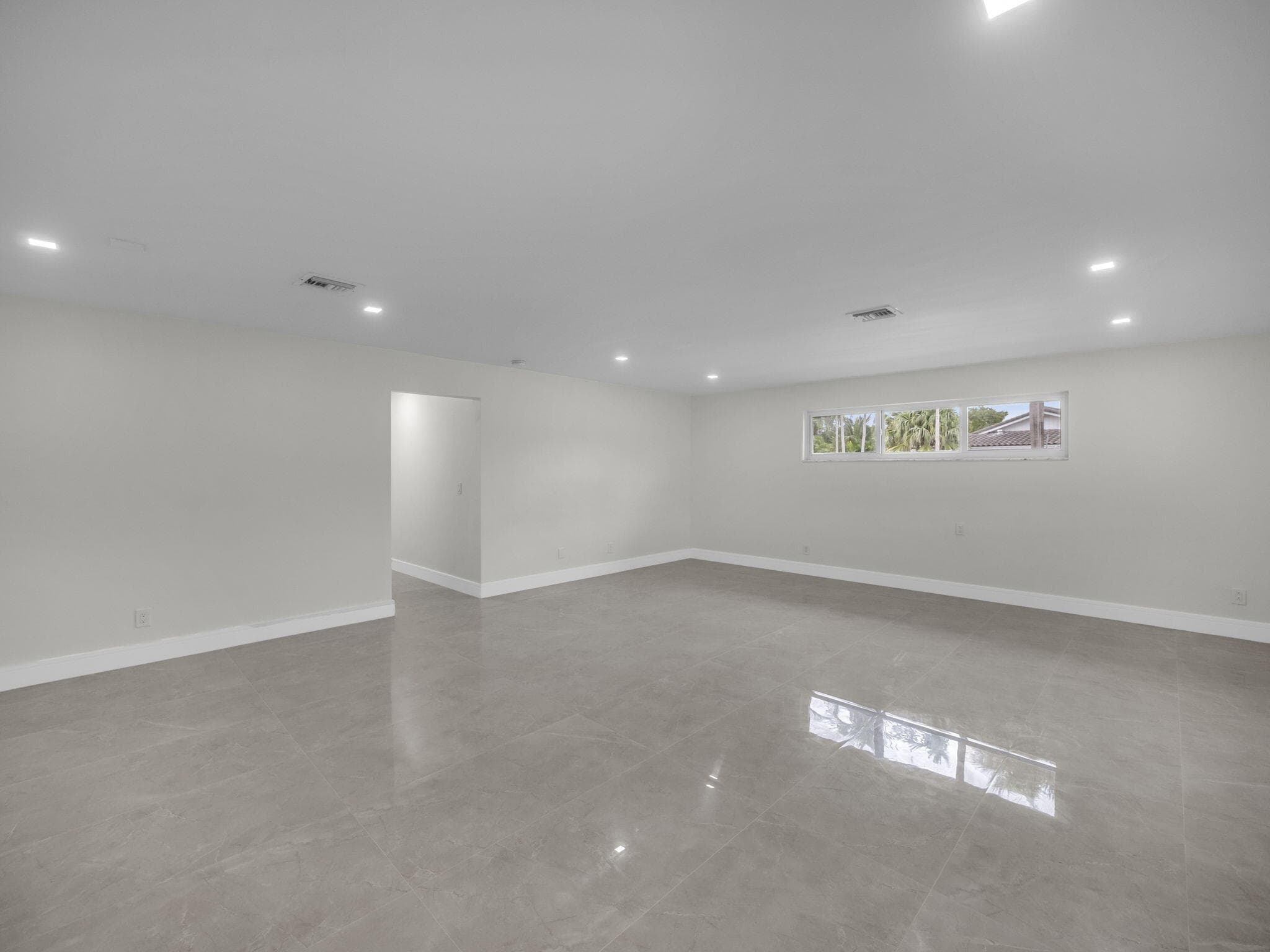 21020 Highland Lakes Boulevard, Miami, FL 33179 — photo 3 of 19