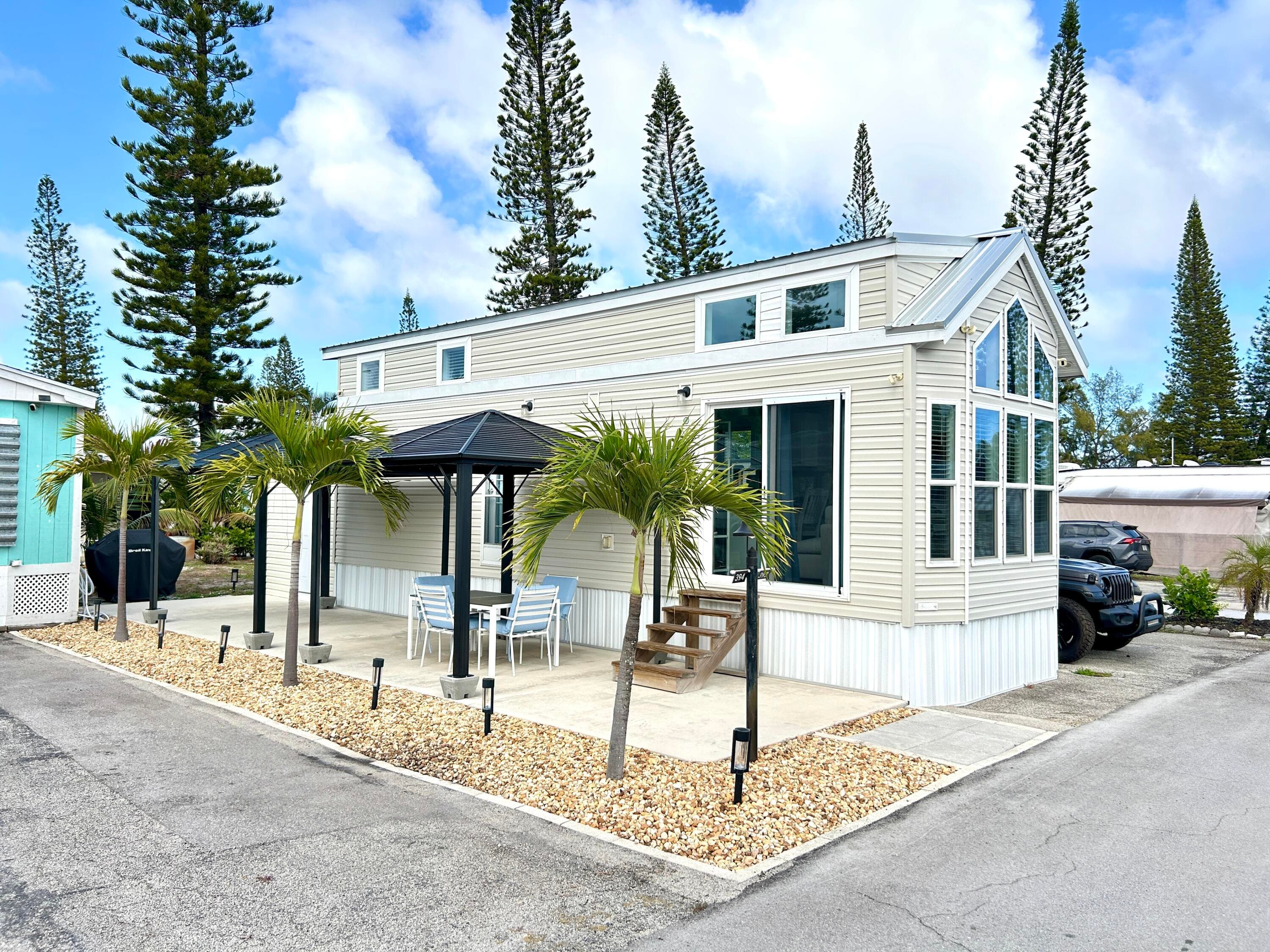 875 NE 48 Th Street Lot 393, Pompano Beach, FL 33064 — photo 1 of 32