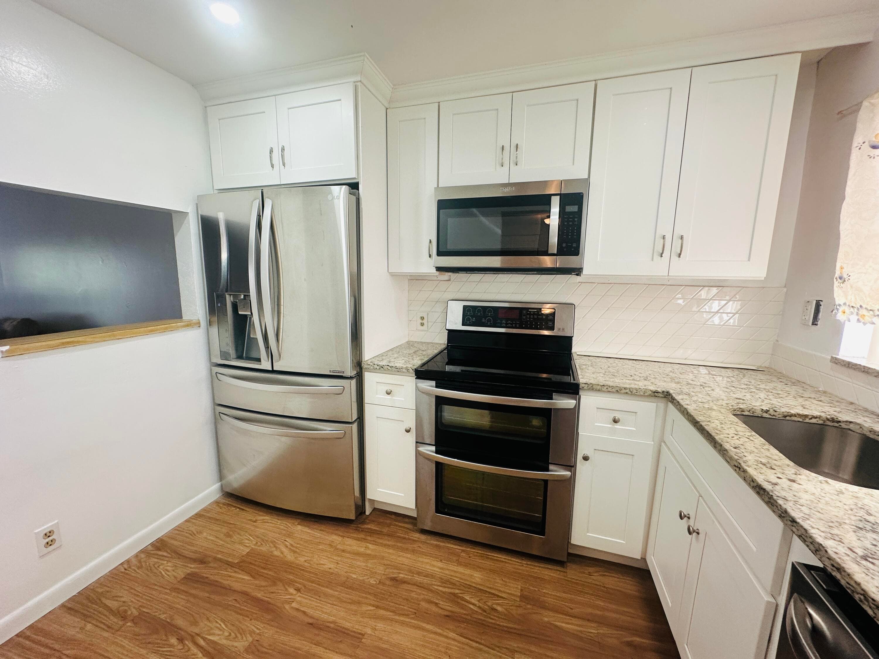 9900 Sunrise Lakes Boulevard 201, Sunrise, FL 33322 — photo 3 of 23