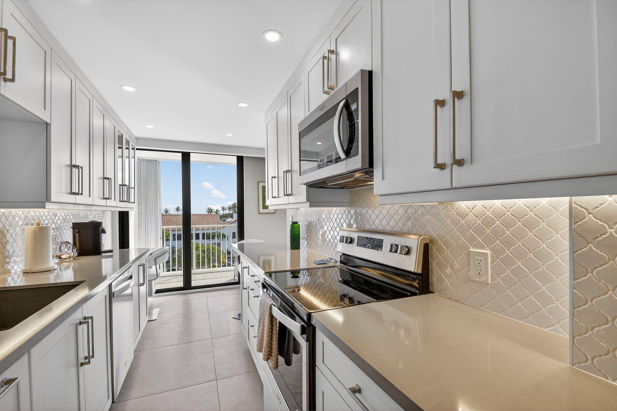 2860 S Ocean Boulevard 514, Palm Beach, FL 33480 — photo 14 of 50