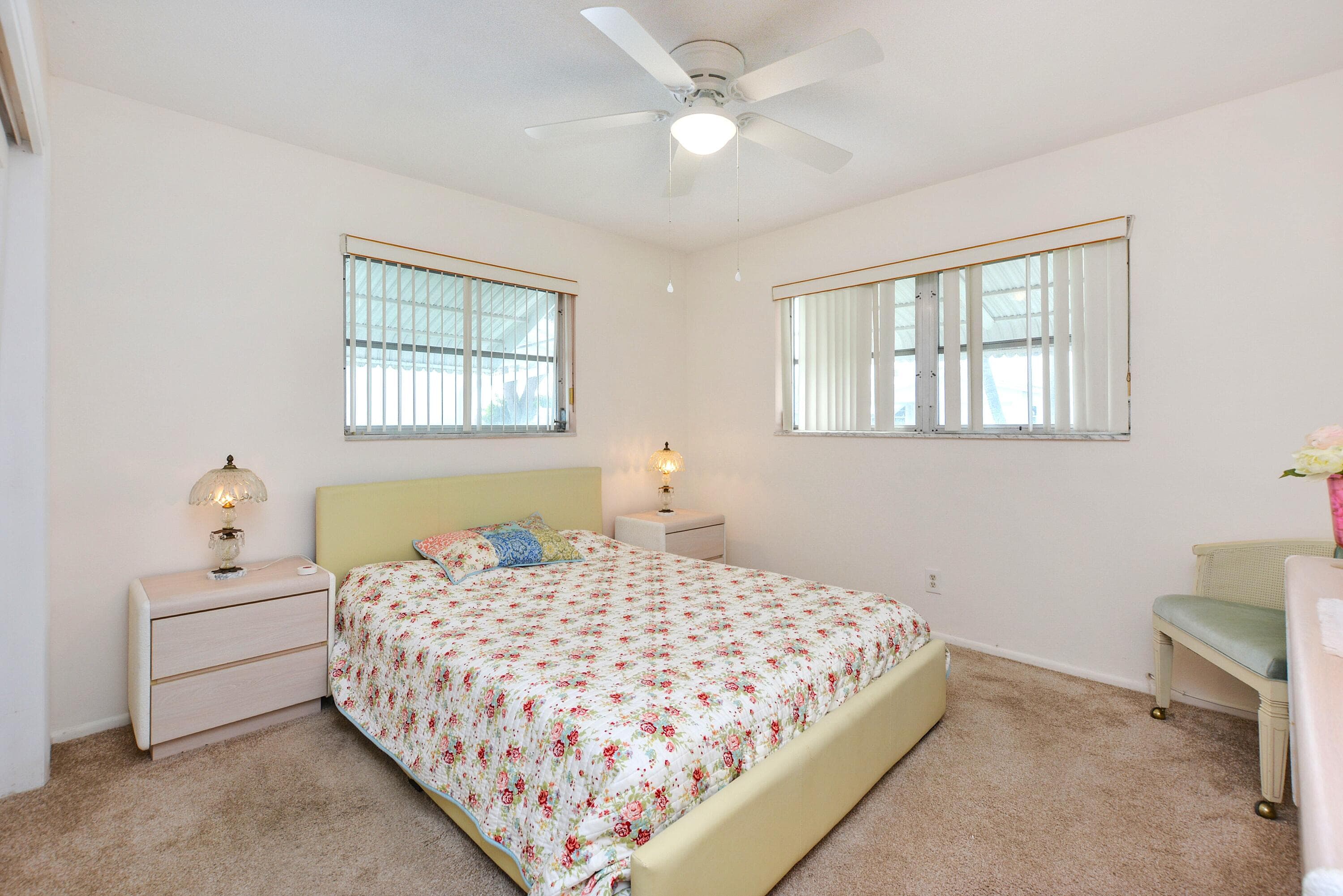 1005 Siesta Avenue, Boynton Beach, FL 33426 — photo 6 of 24