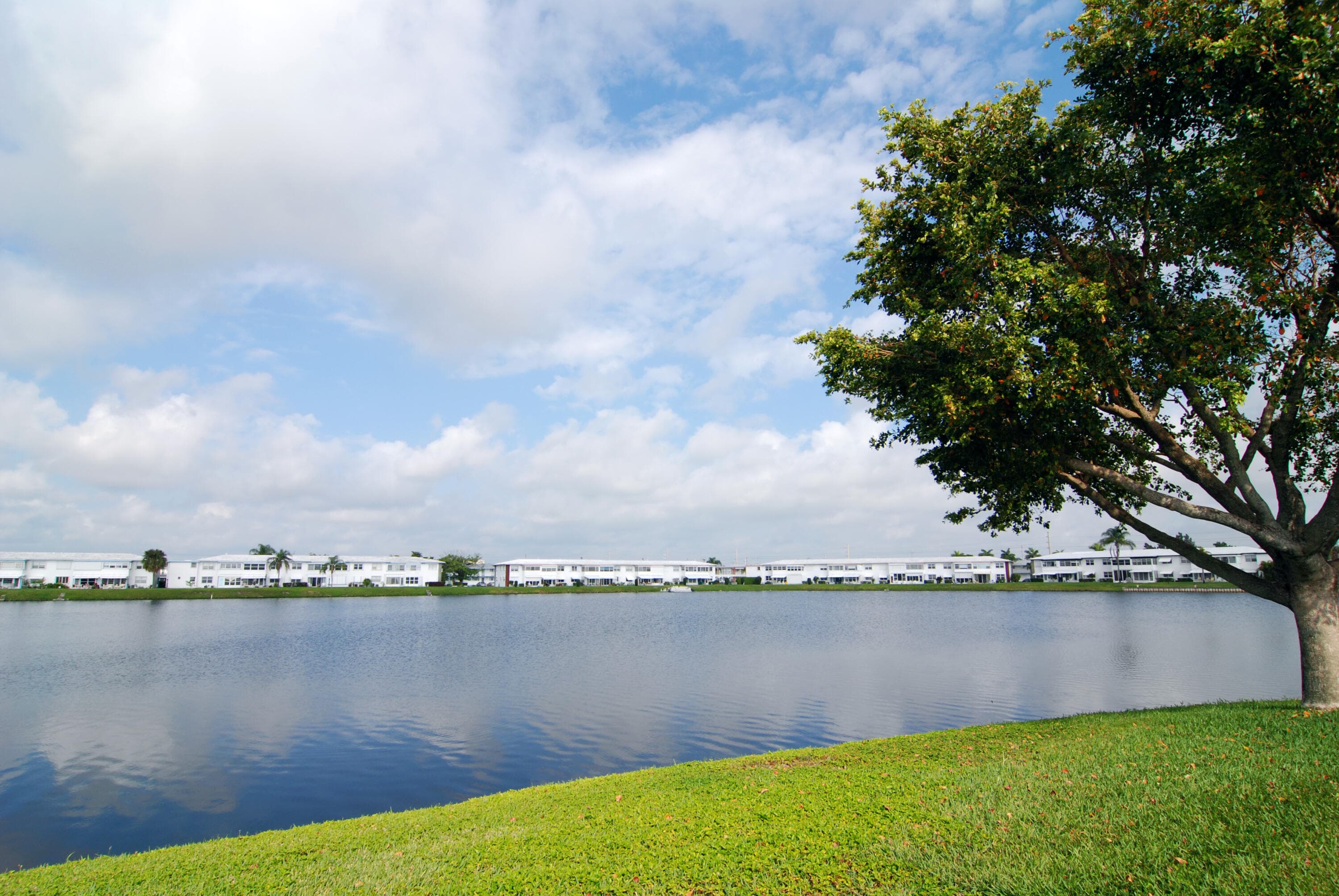 1005 Siesta Avenue, Boynton Beach, FL 33426 — photo 16 of 24