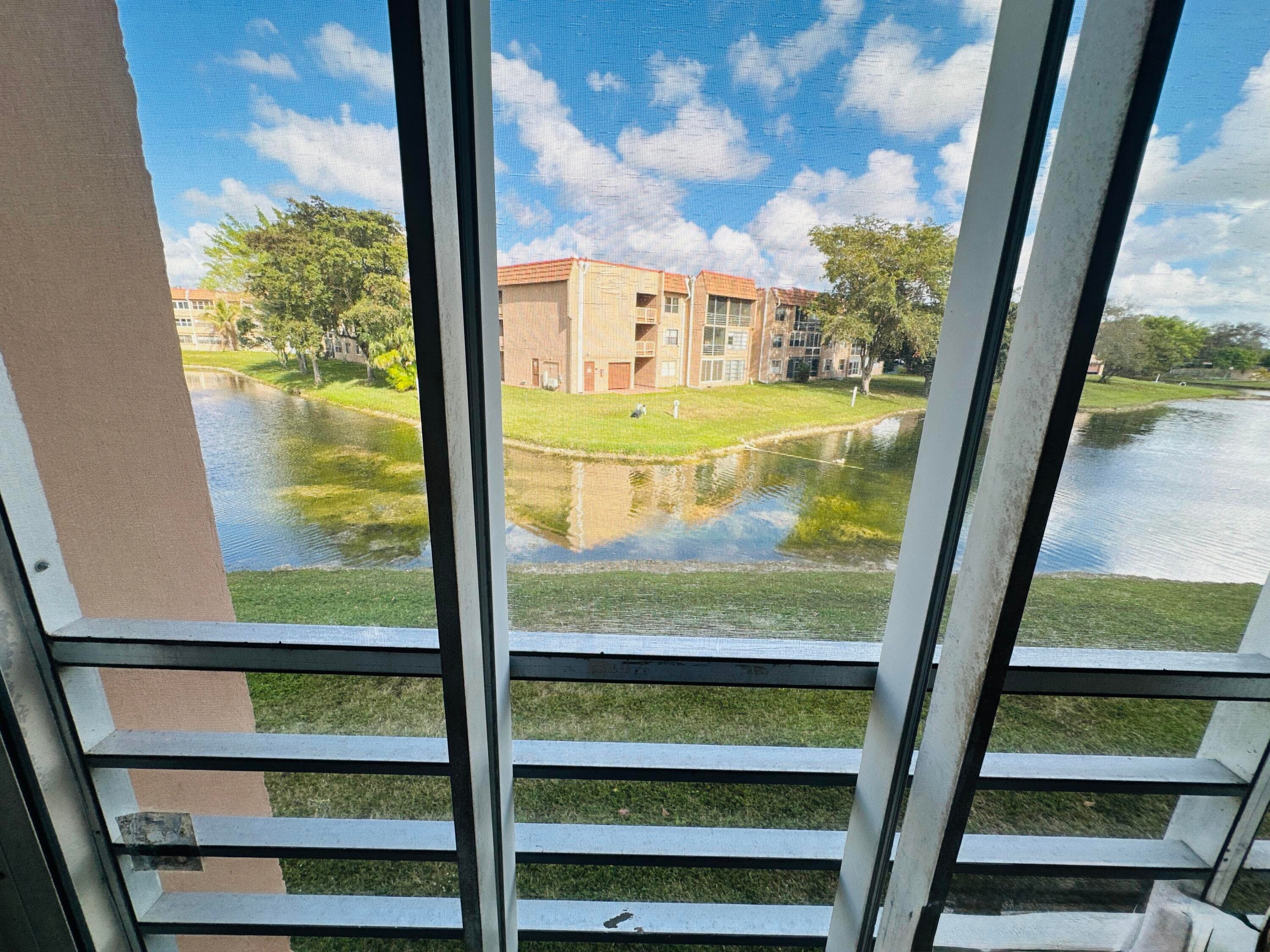 9900 Sunrise Lakes Boulevard 201, Sunrise, FL 33322 — photo 11 of 23