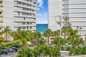 3589 S Ocean Boulevard 402, South Palm Beach, FL 33480 — photo 1 of 14