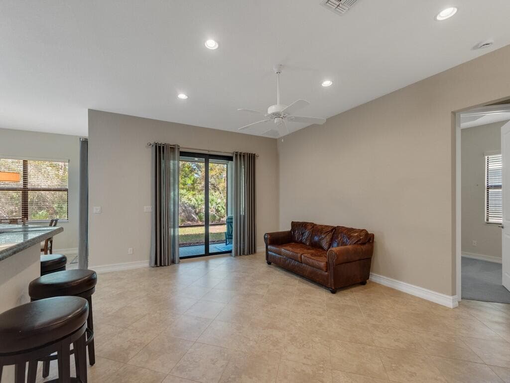 4338 56th Lane, Vero Beach, FL 32967 — photo 10 of 36
