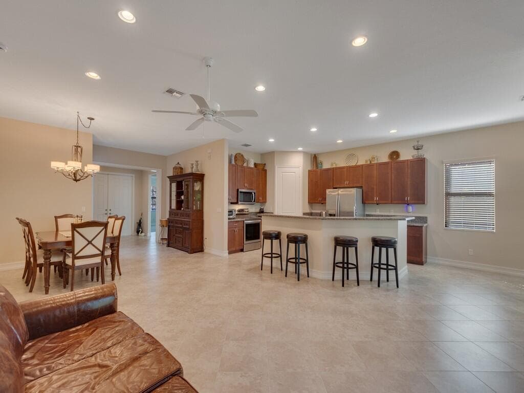 4338 56th Lane, Vero Beach, FL 32967 — photo 6 of 36