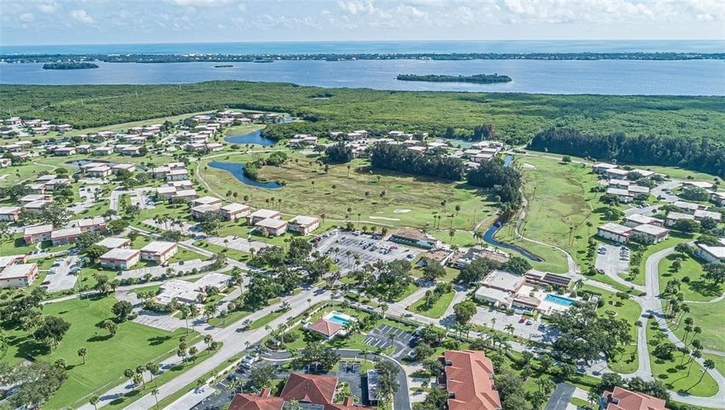 106 Spring Lake Court 201, Vero Beach, FL 32962 — photo 1 of 24