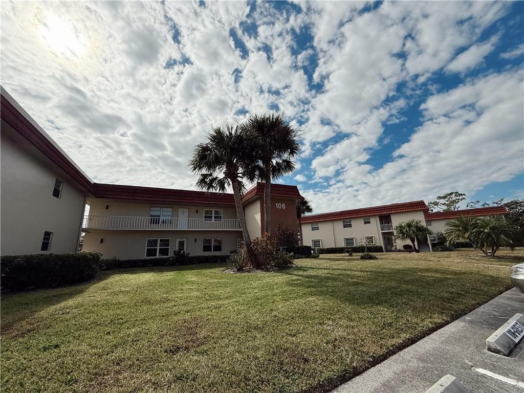 106 Spring Lake Court 201, Vero Beach, FL 32962 — photo 18 of 24
