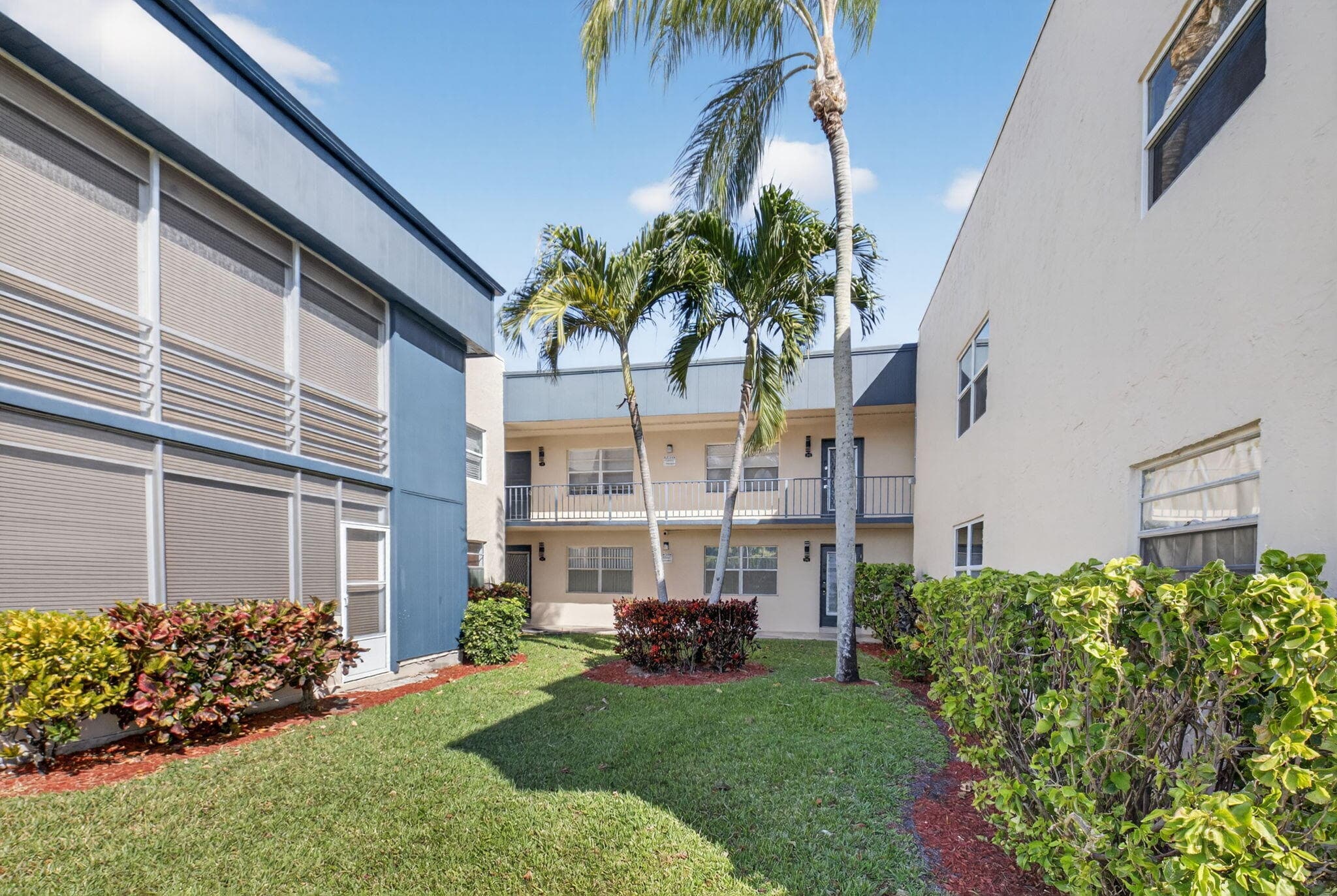 173 Flanders D, Delray Beach, FL 33484 — photo 6 of 93