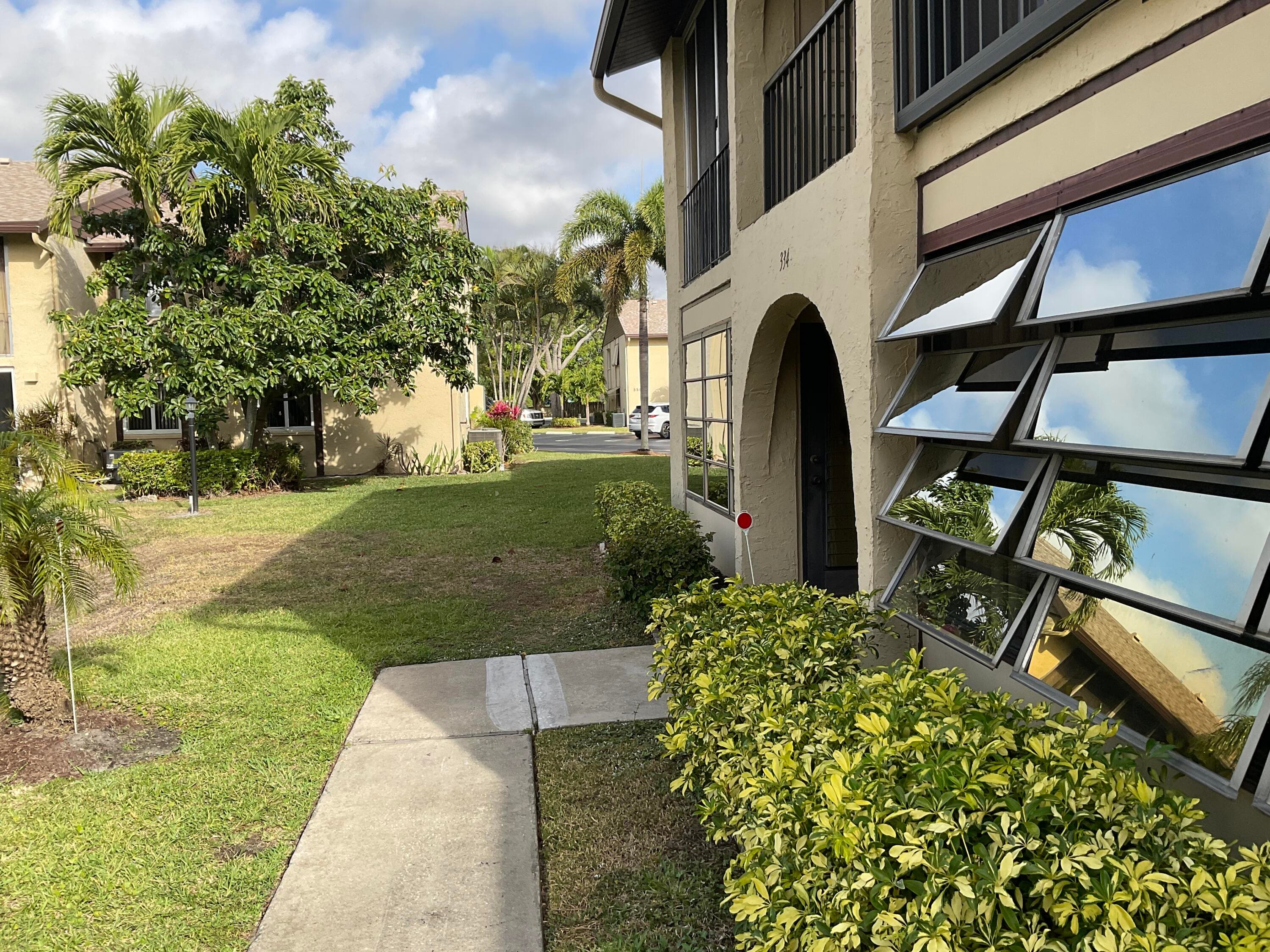 334 Pine Ridge Circle C-1, Greenacres, FL 33463 — photo 3 of 17