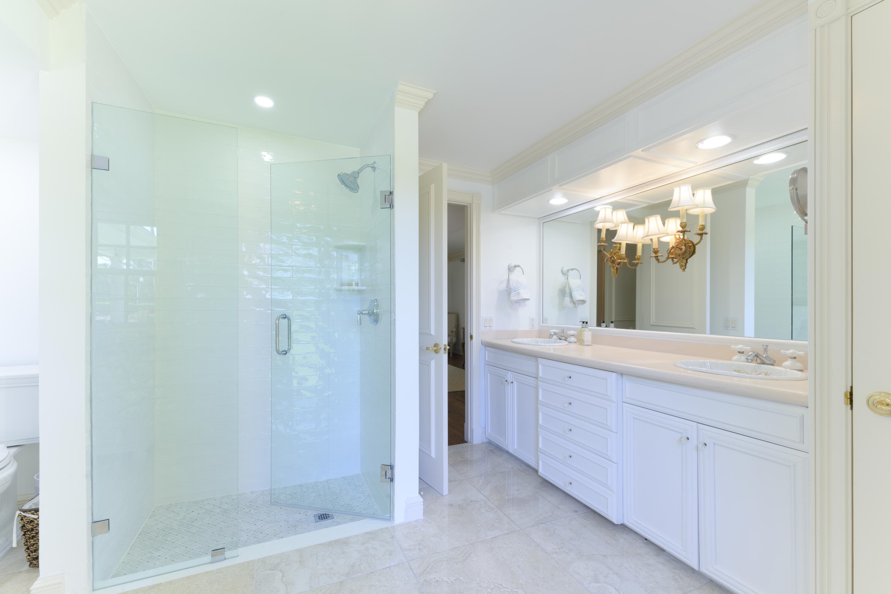 201 Pendleton Avenue, Palm Beach, FL 33480 — photo 11 of 17
