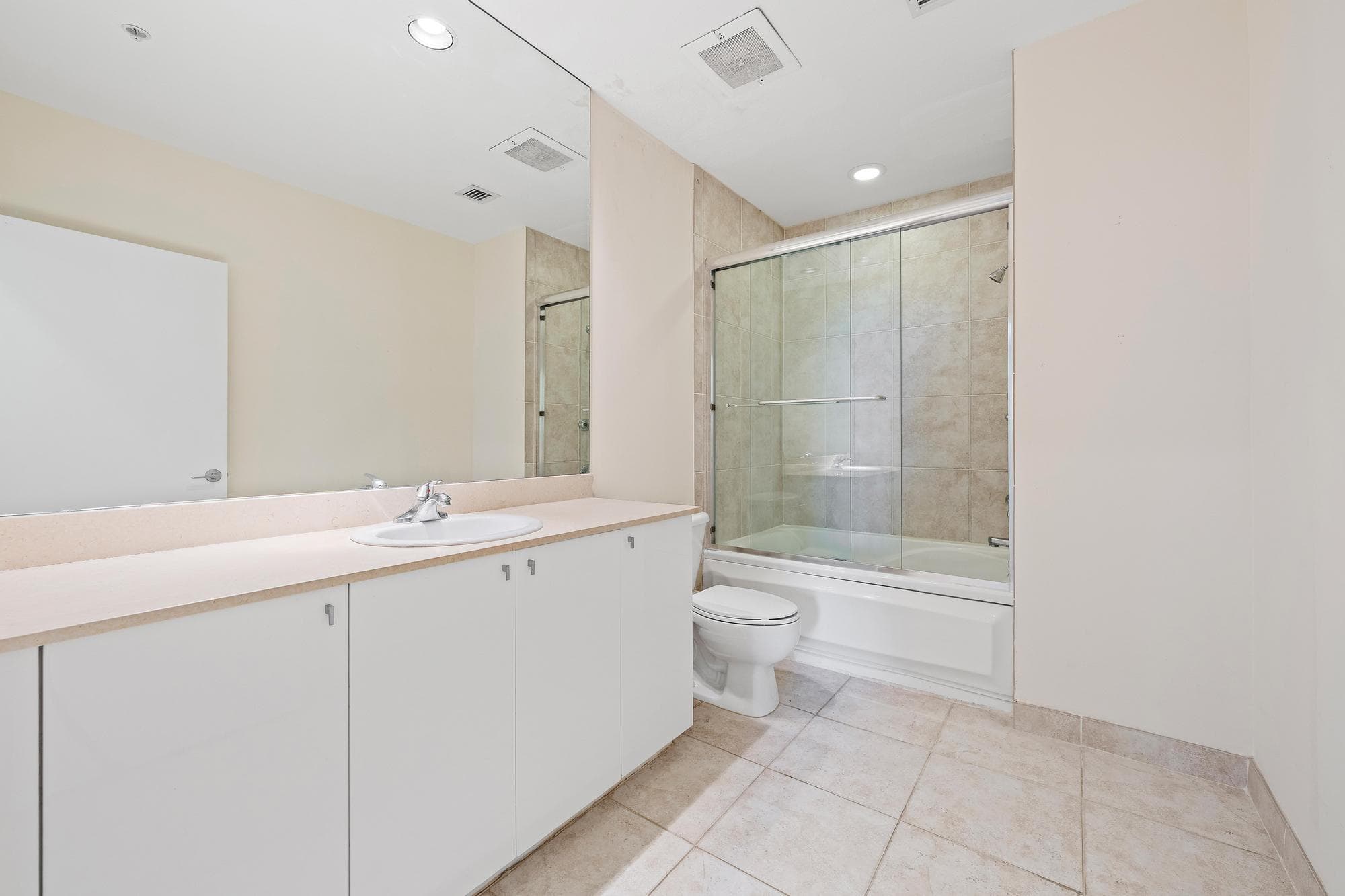 1551 N Flagler Drive Ph L7, West Palm Beach, FL 33401 — photo 12 of 27