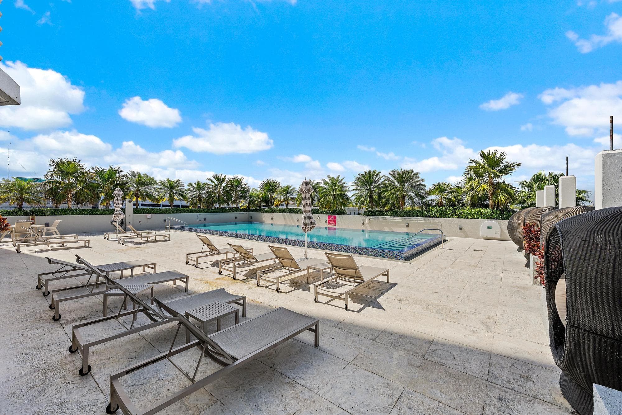 1551 N Flagler Drive Ph L7, West Palm Beach, FL 33401 — photo 19 of 27