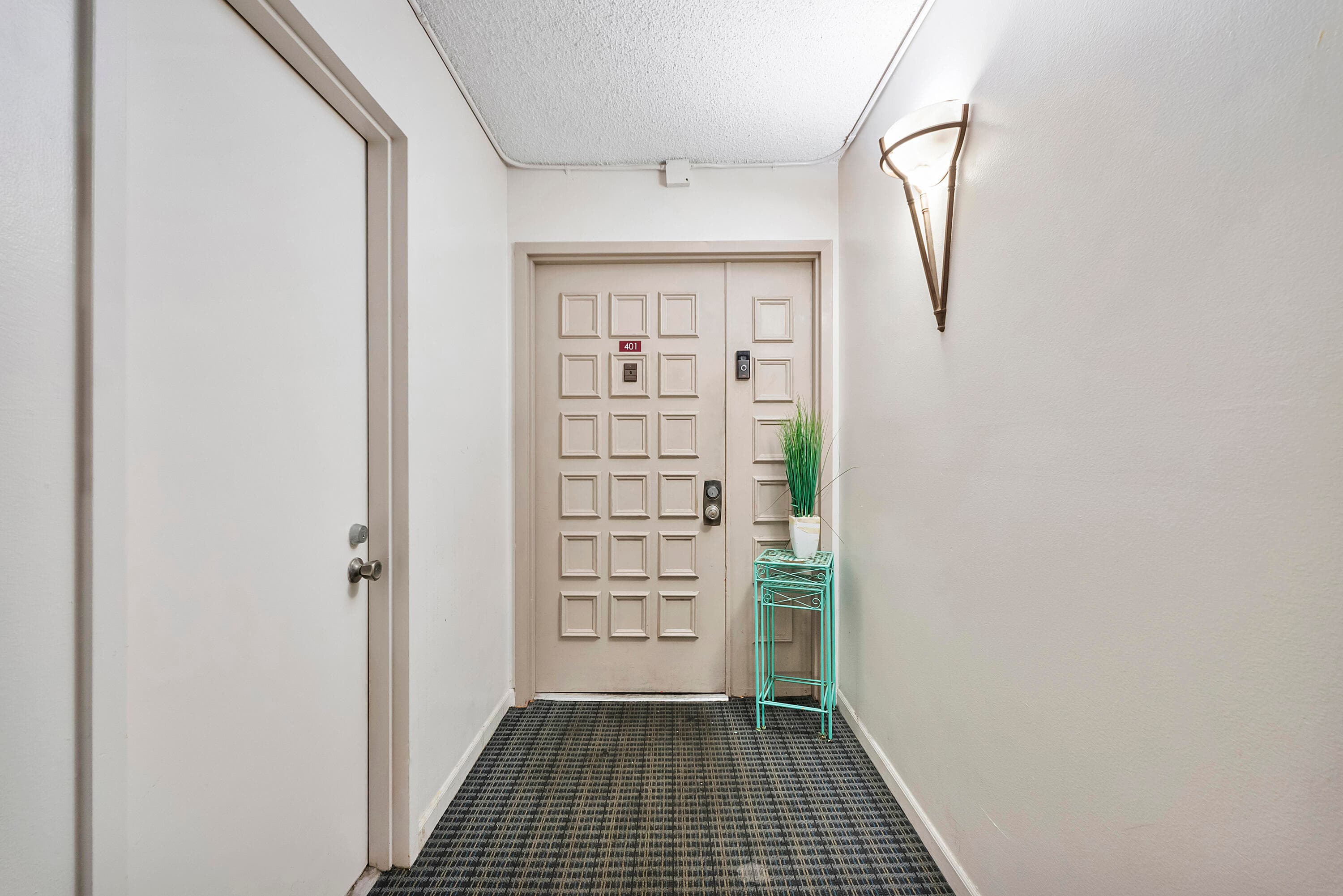 7001 Environ Boulevard 401, Lauderhill, FL 33319 — photo 2 of 11