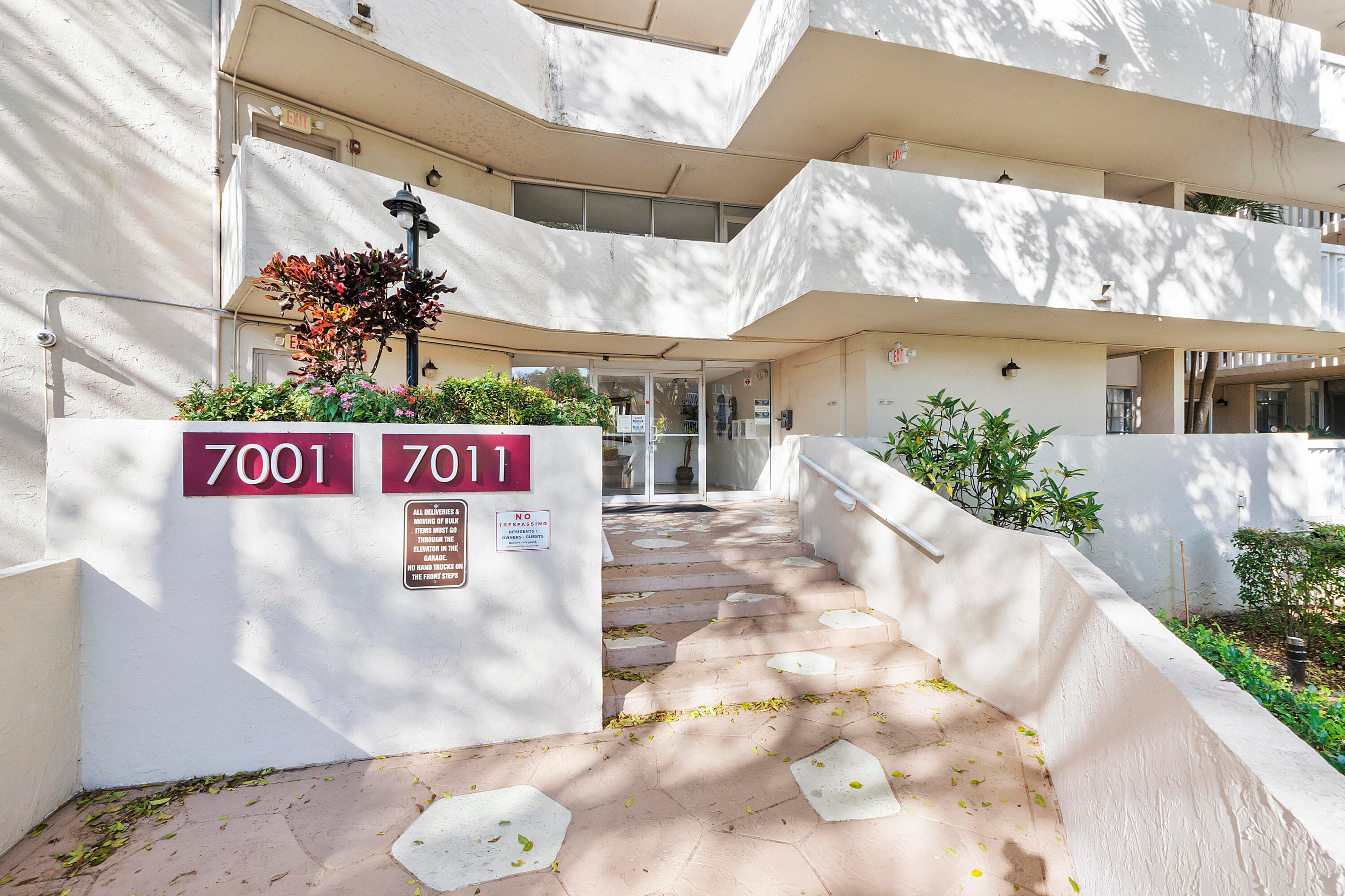 7001 Environ Boulevard 401, Lauderhill, FL 33319 — photo 3 of 11