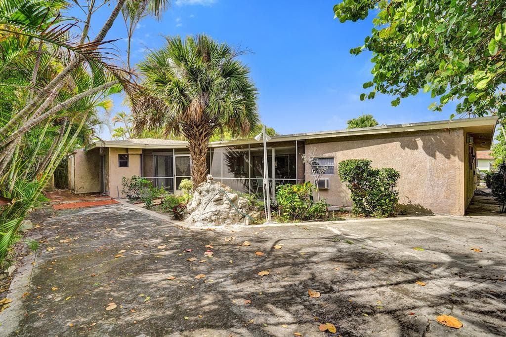 1004 SE 11th Street, Deerfield Beach, FL 33441 — photo 25 of 65