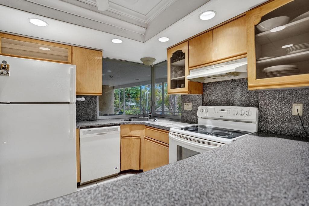 1004 SE 11th Street, Deerfield Beach, FL 33441 — photo 44 of 65