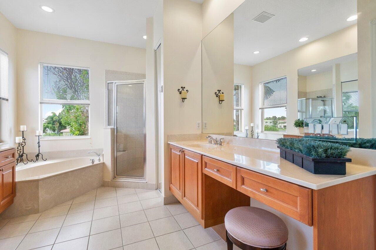 108 Via Condado Way, Palm Beach Gardens, FL 33418 — photo 26 of 55