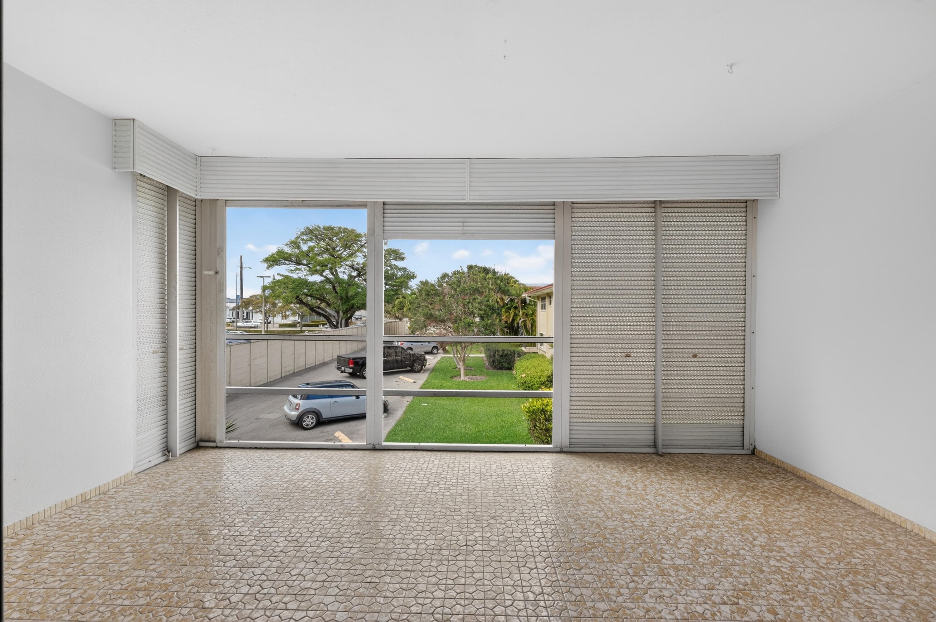 2134 NE 36th Street 82, Lighthouse Point, FL 33064 — photo 17 of 38