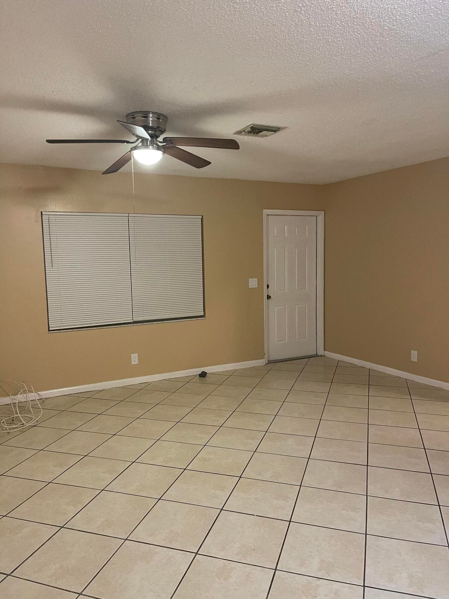 940 W 36th Street 1, Riviera Beach, FL 33404 — photo 5 of 10