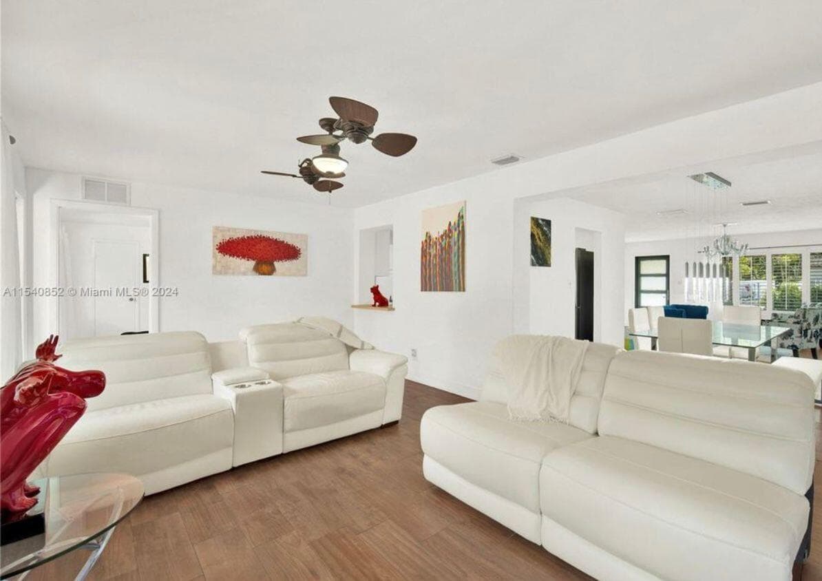 18295 SW 294th Street, Homestead, FL 33030 — photo 10 of 38