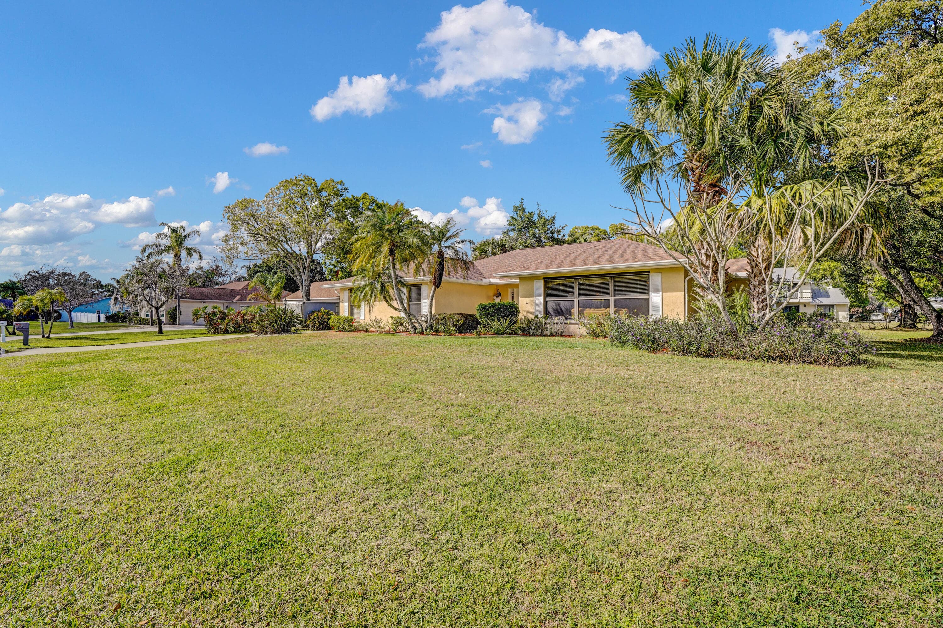 1106 Driftwood Lane, Fort Pierce, FL 34982 — photo 4 of 48
