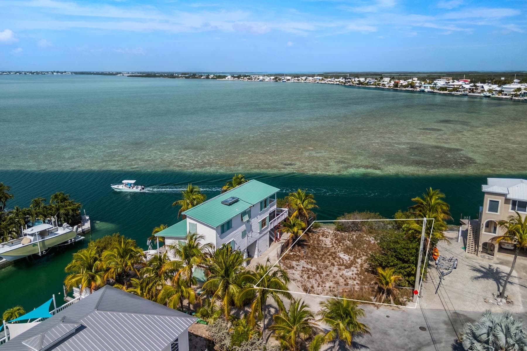 00000 Lagoon Drive, Sugarloaf Key, FL 33042 — photo 2 of 8