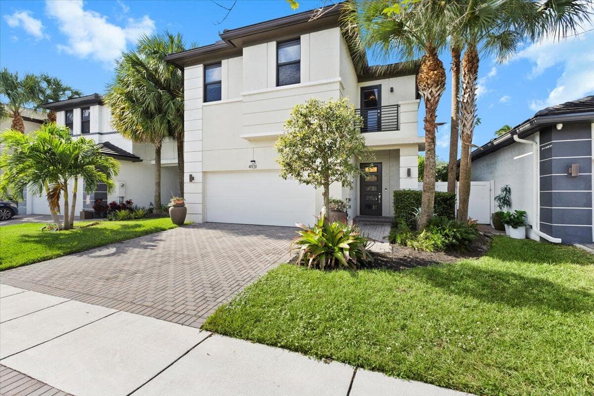4931 Whispering Way, Dania Beach, FL 33312 — photo 5 of 31