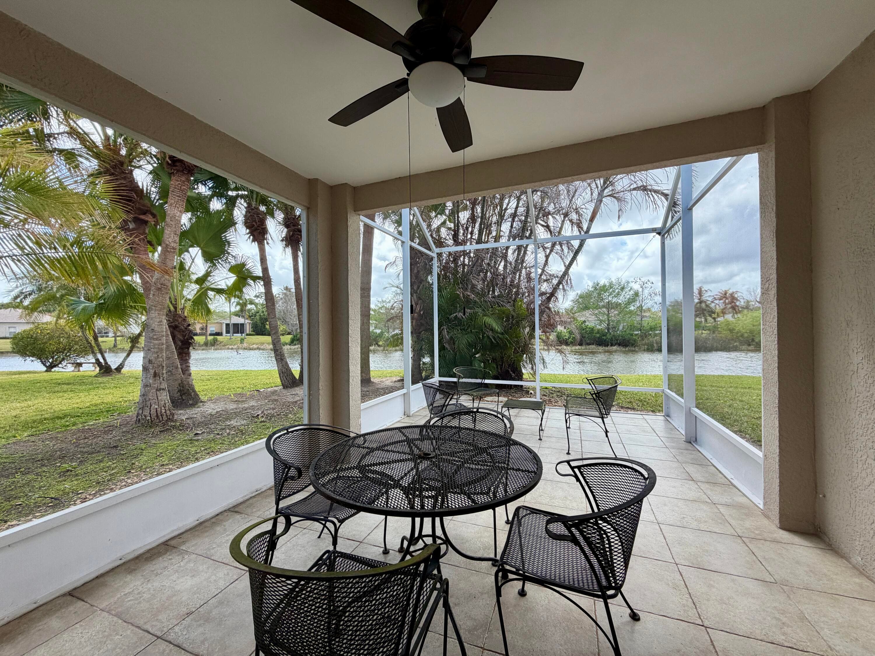 6295 33rd Manor, Vero Beach, FL 32966 — photo 3 of 28