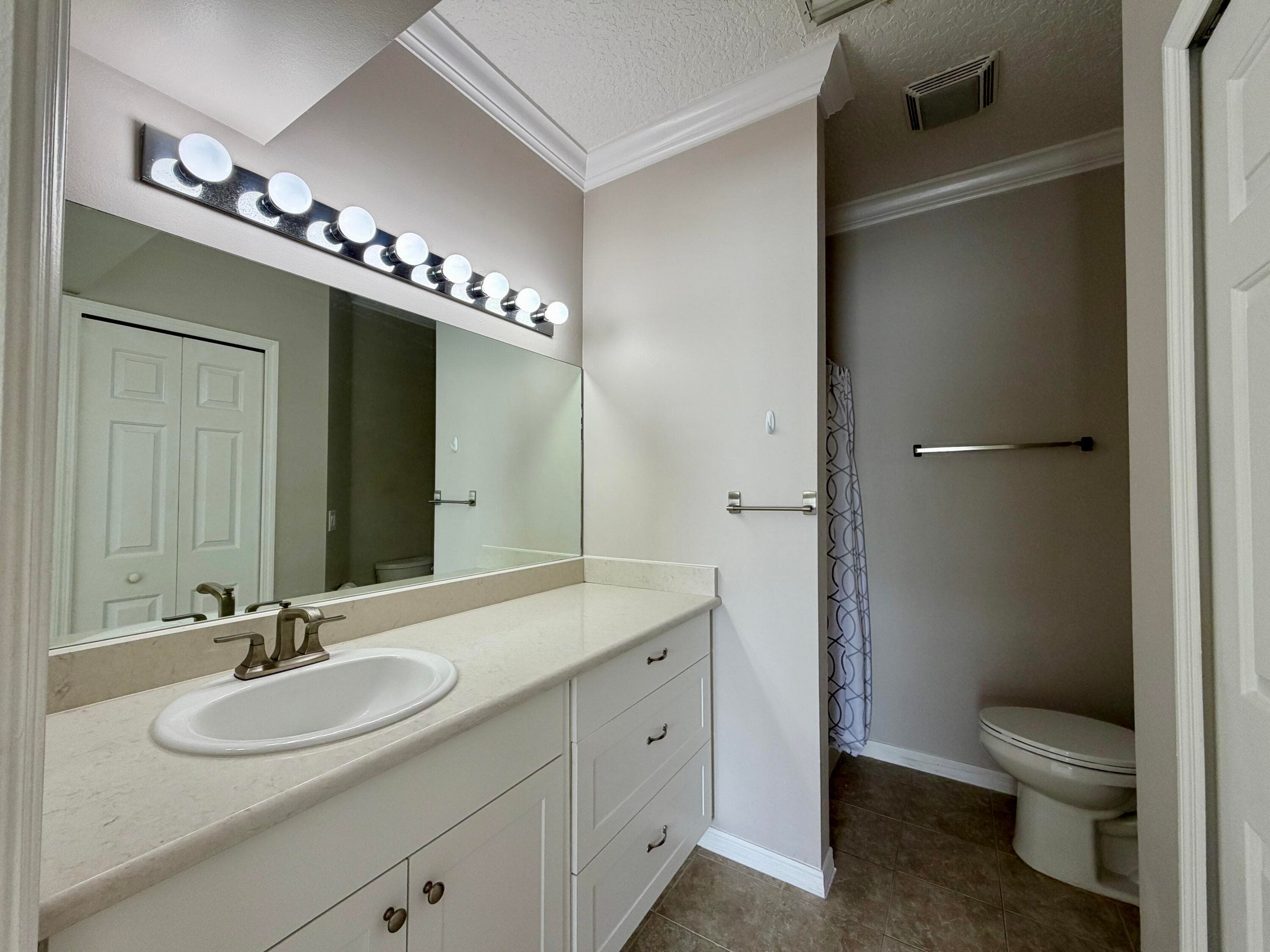 6295 33rd Manor, Vero Beach, FL 32966 — photo 14 of 28