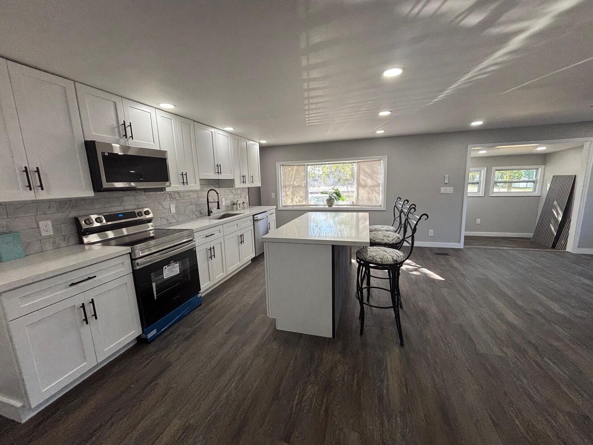 5010 NW 2nd Avenue NW, Deerfield Beach, FL 33064 — photo 10 of 43
