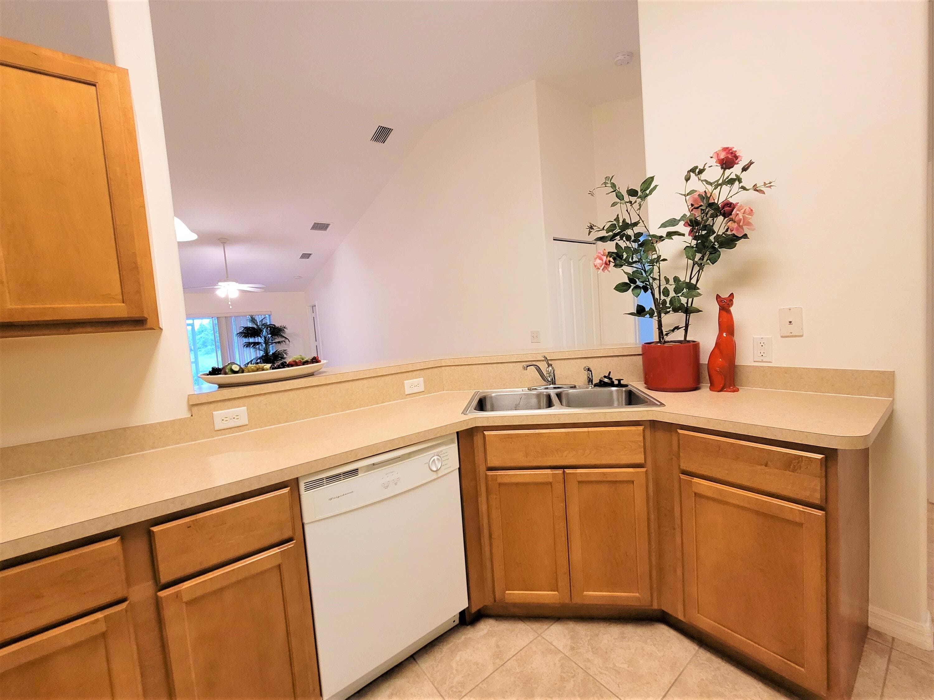 351 Del Monte Road B, Sebastian, FL 32958 — photo 4 of 80