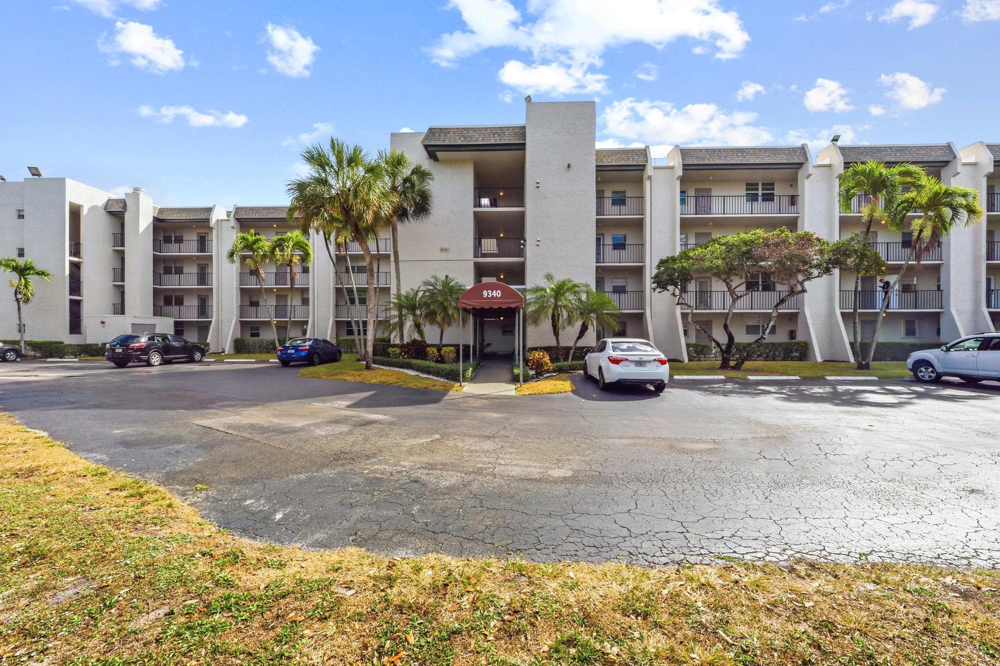 9340 Lagoon Place 206, Davie, FL 33324 — photo 3 of 26