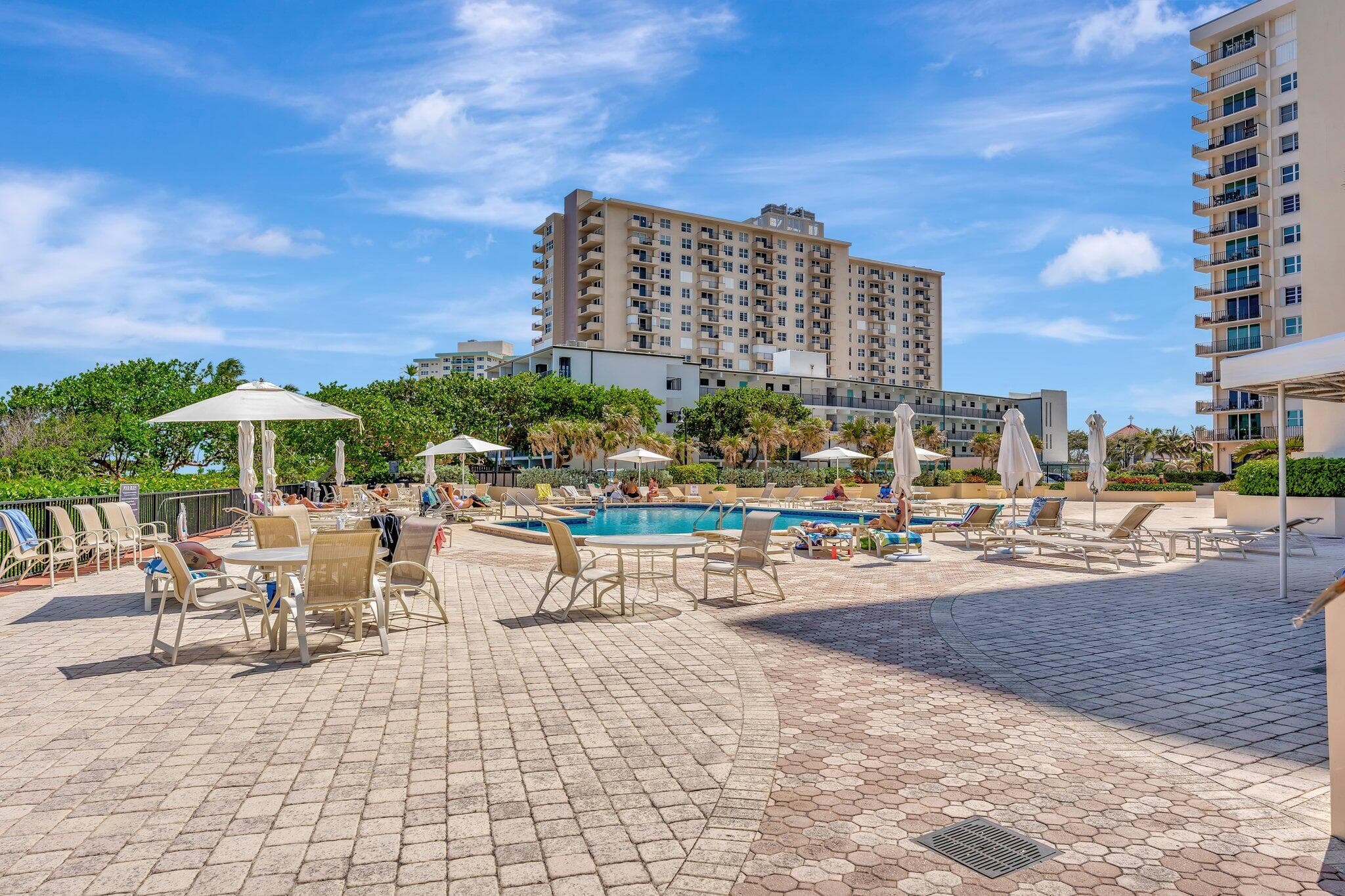 1900 S Ocean Boulevard 8g, Lauderdale-By-The-Sea, FL 33062 — photo 32 of 54