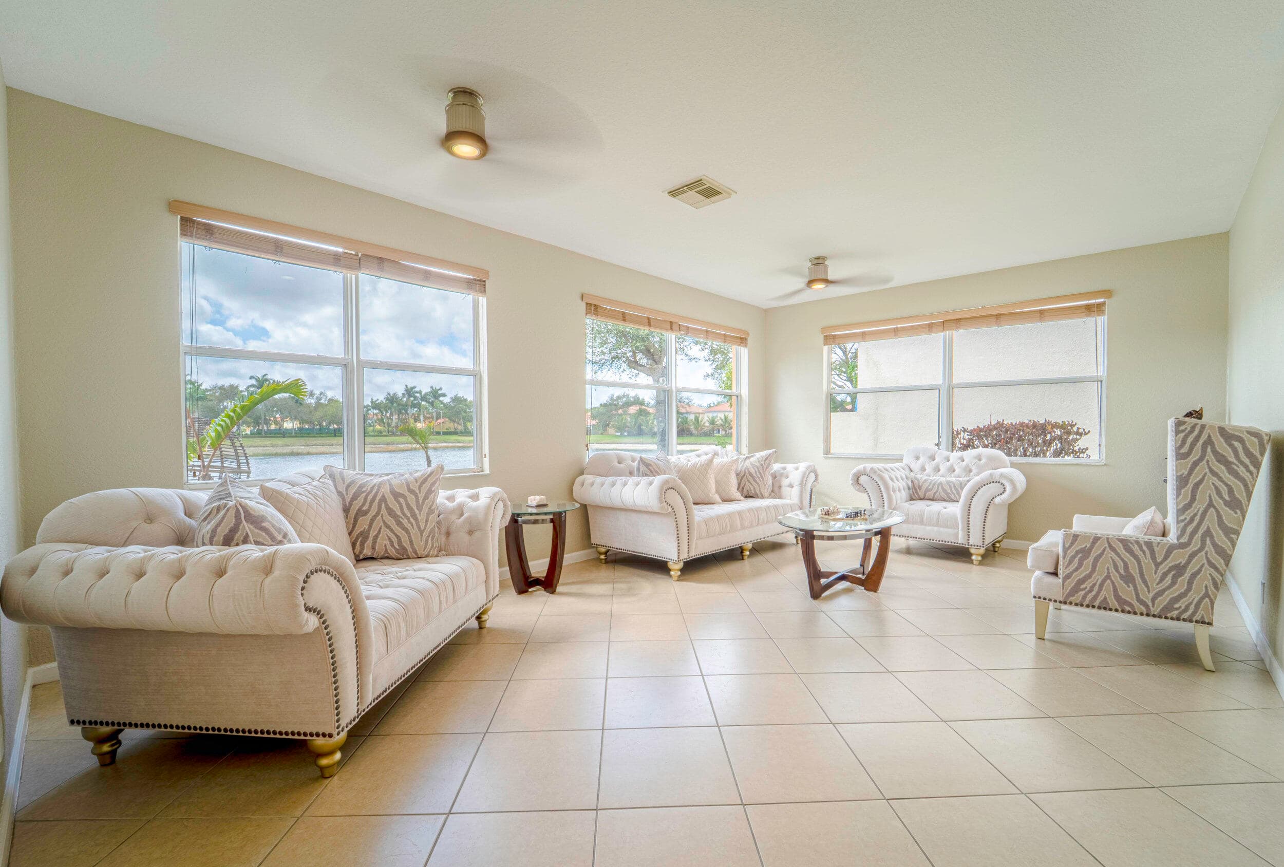 6770 Aliso Avenue, West Palm Beach, FL 33413 — photo 4 of 27