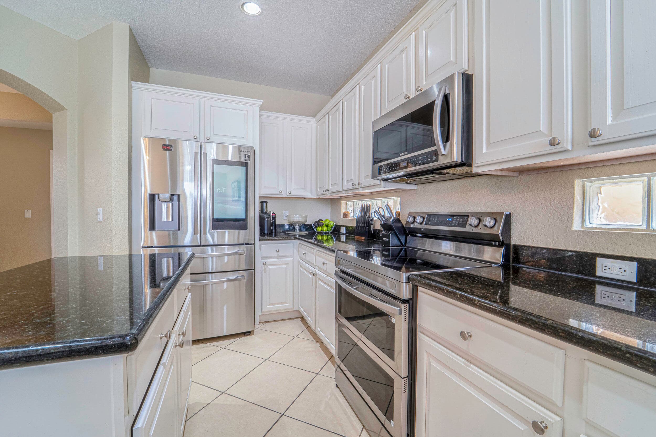 6770 Aliso Avenue, West Palm Beach, FL 33413 — photo 8 of 27