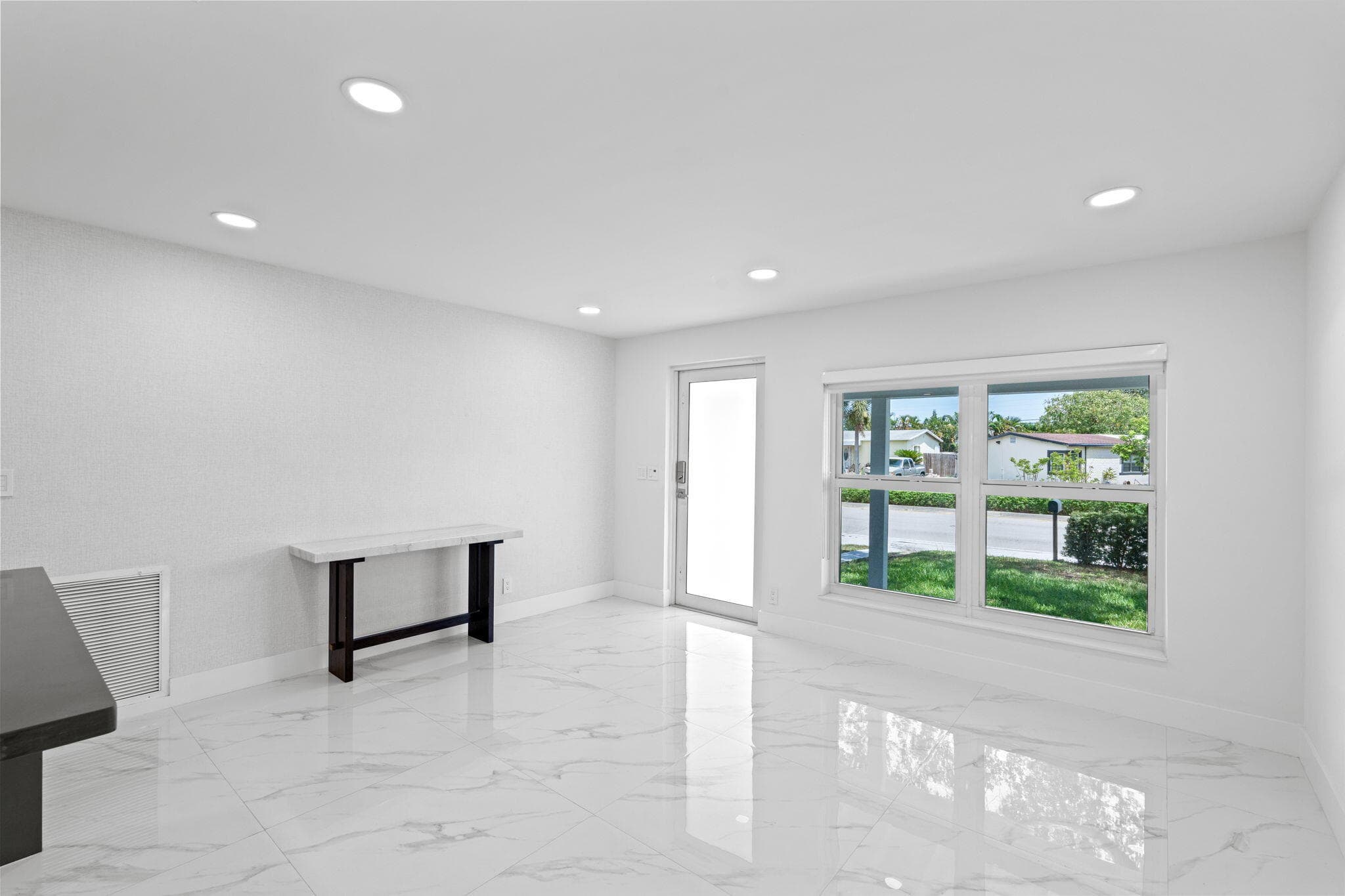 5341 N Andrews Avenue, Oakland Park, FL 33309 — photo 9 of 46