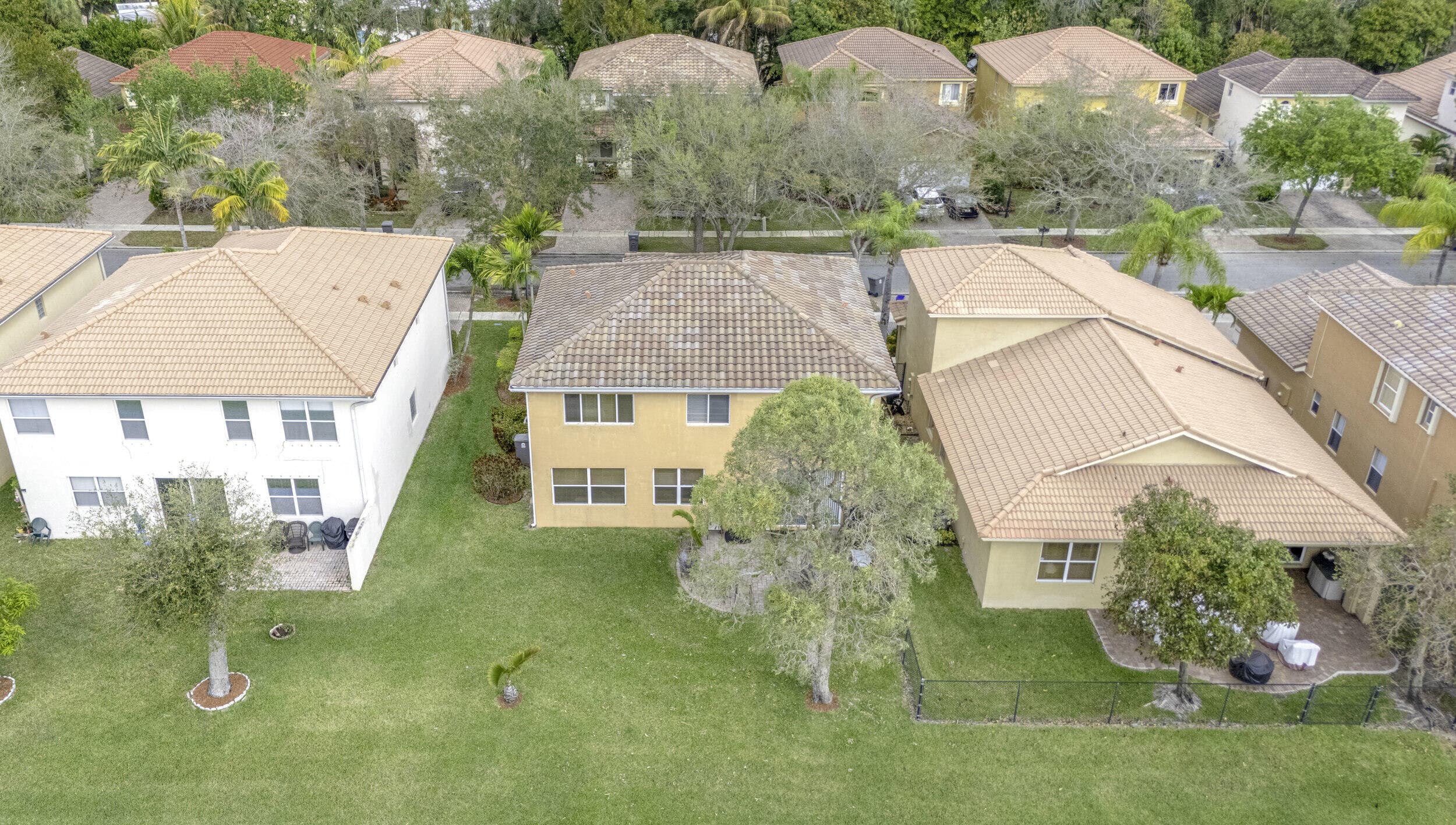 6770 Aliso Avenue, West Palm Beach, FL 33413 — photo 25 of 27