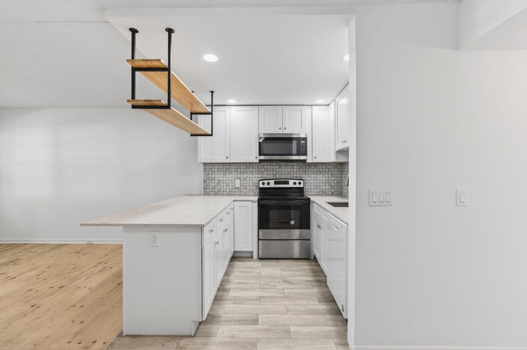247 Ventnor R, Deerfield Beach, FL 33442 — photo 16 of 124