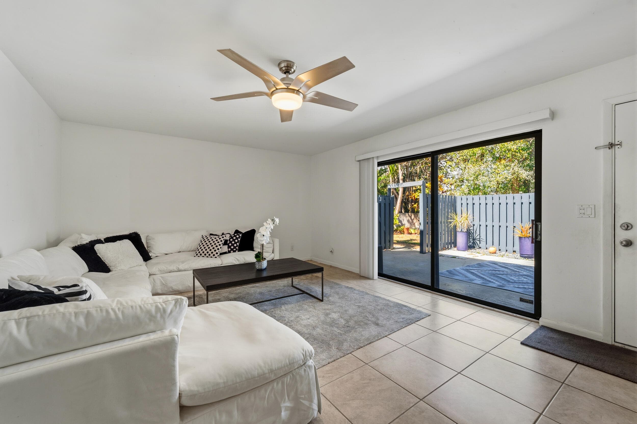 3852 SE Jefferson Street, Stuart, FL 34997 — photo 5 of 42