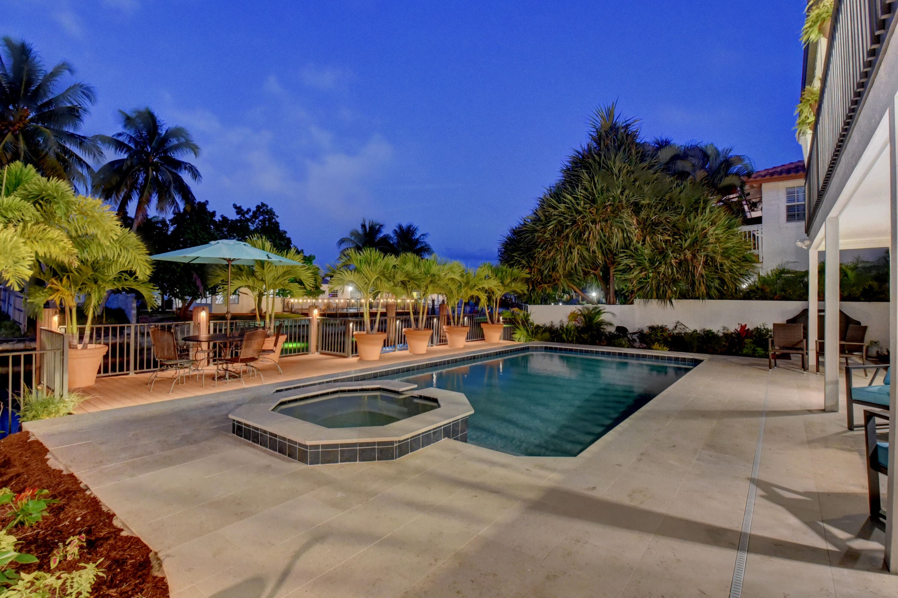 399 SW 15th Street, Boca Raton, FL 33432 — photo 3 of 49