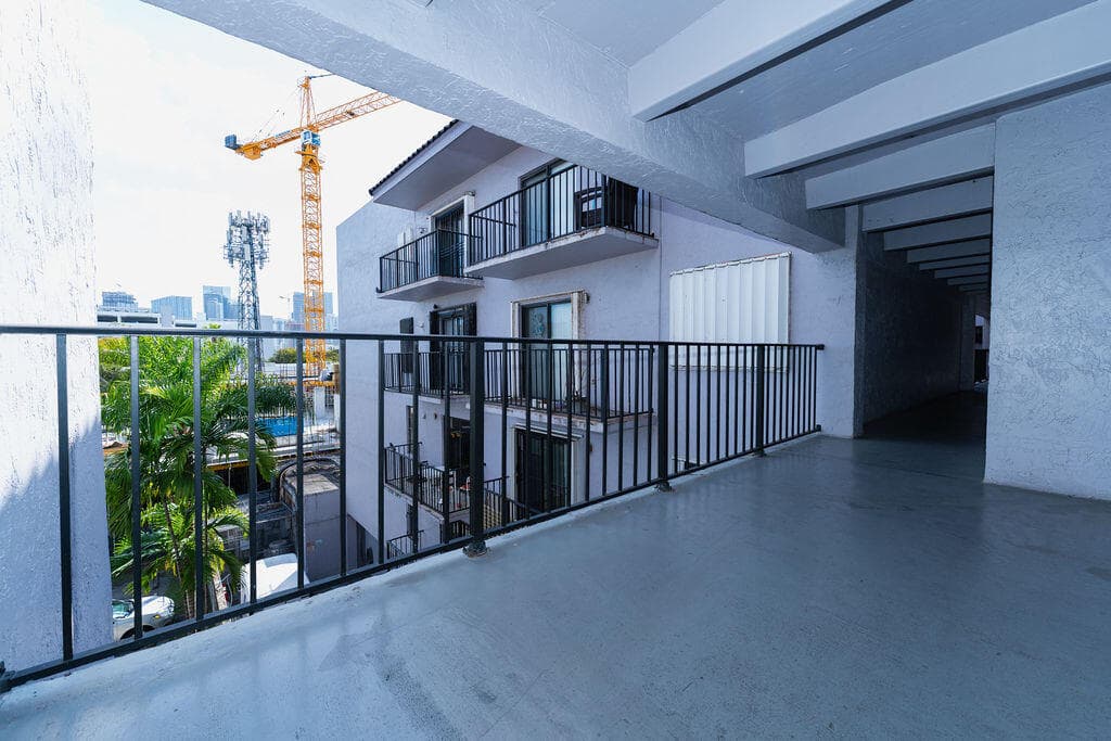 777 SW 9th Avenue 409, Miami, FL 33130 — photo 28 of 32