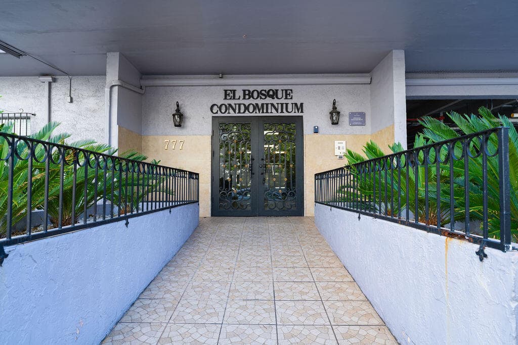 777 SW 9th Avenue 409, Miami, FL 33130 — photo 30 of 32