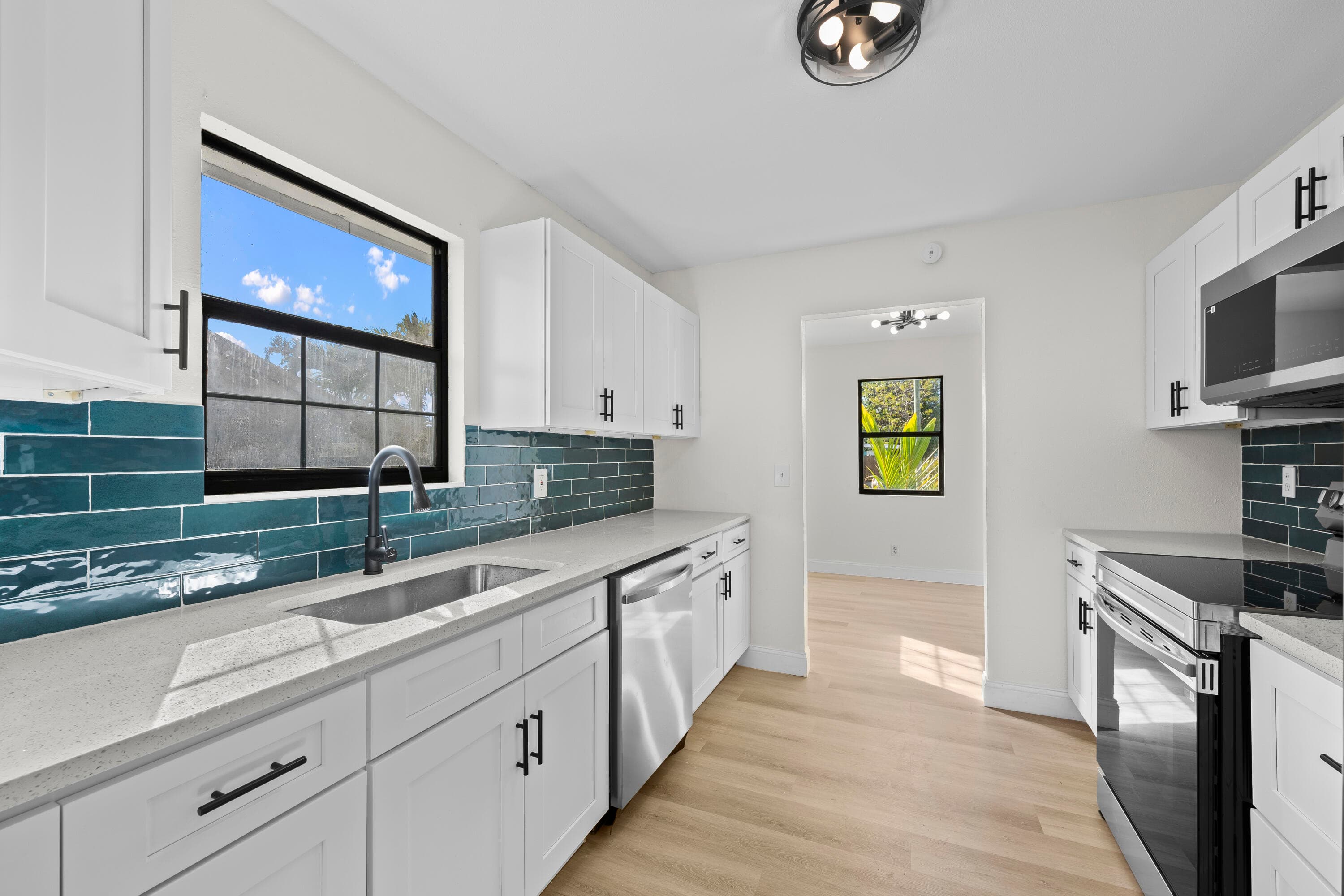 1244 W 25th Street, Riviera Beach, FL 33404 — photo 4 of 13